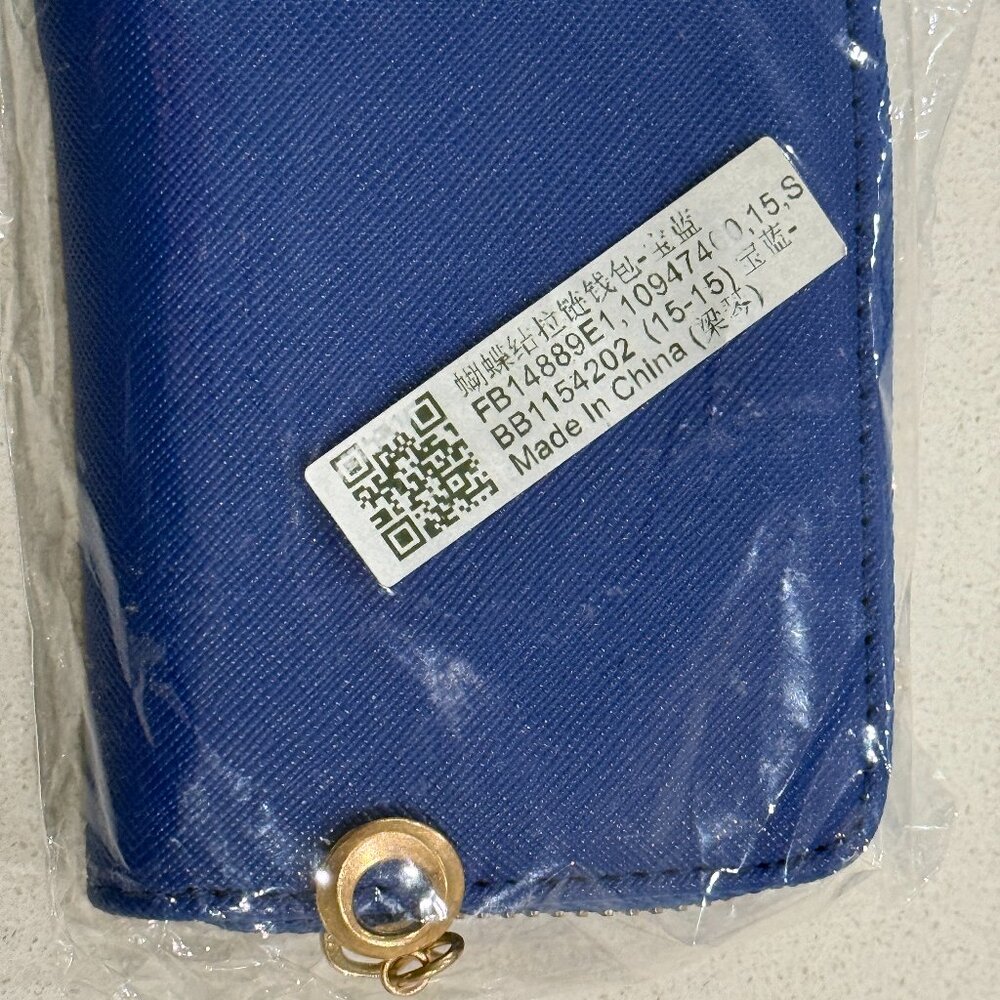 Small Zip Around Wallet - Picture 5 of 6